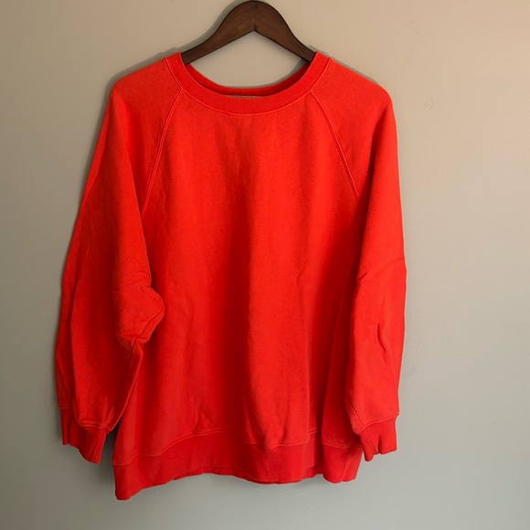 Old Navy Crewneck - Never Worn - Picture 1 of 4